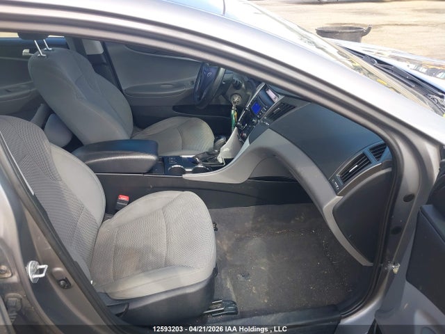 2013 Hyundai Sonata Gls მანქანა იყიდება აუქციონზე, vin: 5NPEB4AC2DH766482, აუქციონის ნომერი: 12593203