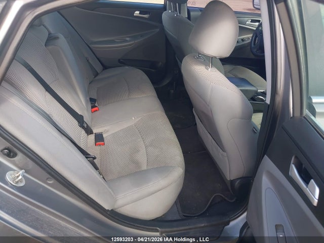 2013 Hyundai Sonata Gls მანქანა იყიდება აუქციონზე, vin: 5NPEB4AC2DH766482, აუქციონის ნომერი: 12593203