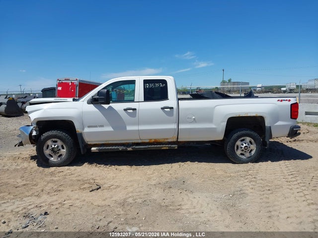 Chevrolet SILVERADO 2500HD 2015 1GC2KVE85FZ114885 Image 15
