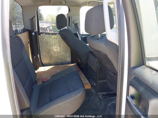 Chevrolet SILVERADO 2500HD 2015 1GC2KVE85FZ114885 Image 8