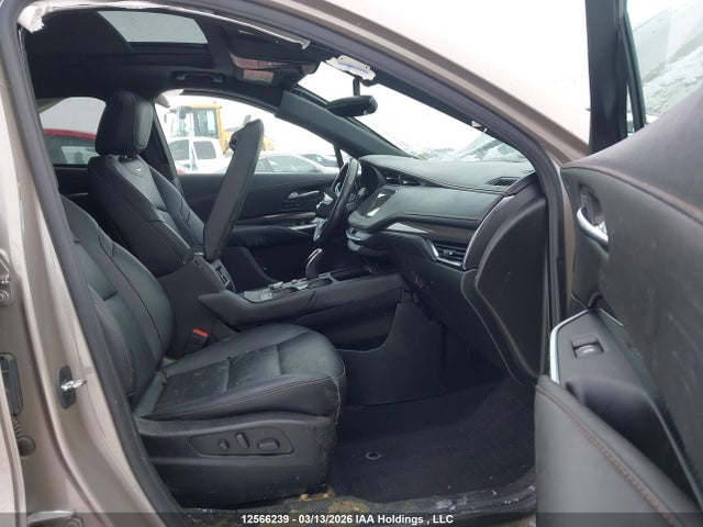 12566239 :رقم المزاد ، 1GYFZFR41NF163747 vin ، 2022 Cadillac Xt4 Sport مزاد بيع