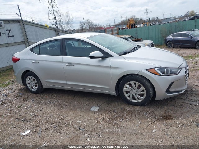5NPD74LF1JH232096 Hyundai ELANTRA SE