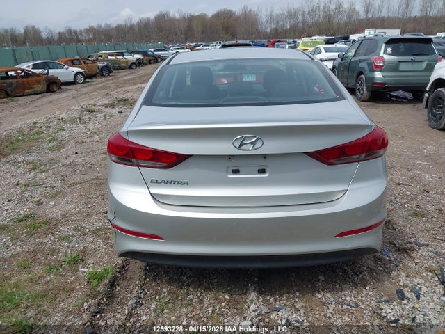 5NPD74LF1JH232096 Hyundai ELANTRA SE