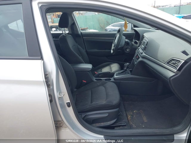 5NPD74LF1JH232096 Hyundai ELANTRA SE
