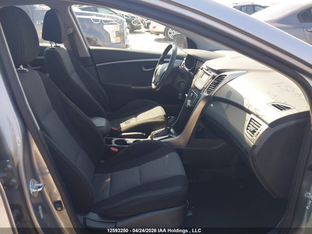 Продаж на аукціоні авто 2013 Hyundai Elantra Gt Gl, vin: KMHD25LE7DU068354, номер лоту: 12593250