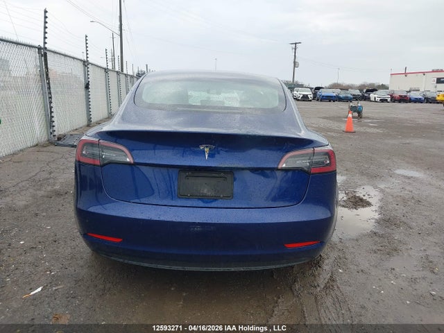 12593271 :رقم المزاد ، 5YJ3E1EA9NF258158 vin ، 2022 Tesla Model 3 مزاد بيع