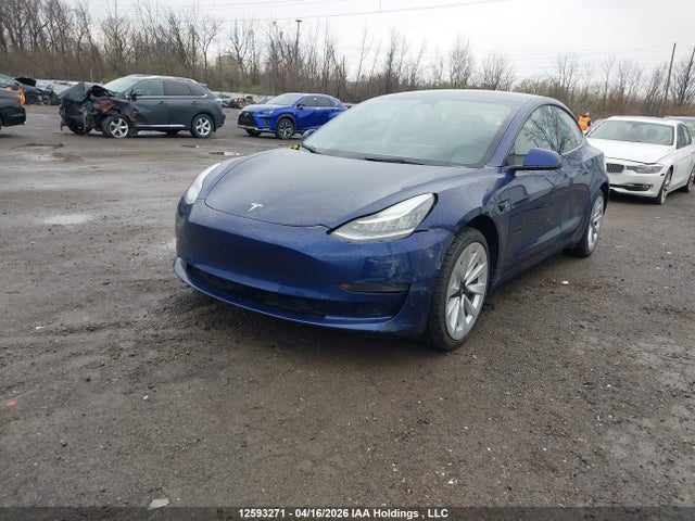 12593271 :رقم المزاد ، 5YJ3E1EA9NF258158 vin ، 2022 Tesla Model 3 مزاد بيع