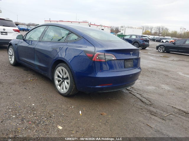 12593271 :رقم المزاد ، 5YJ3E1EA9NF258158 vin ، 2022 Tesla Model 3 مزاد بيع
