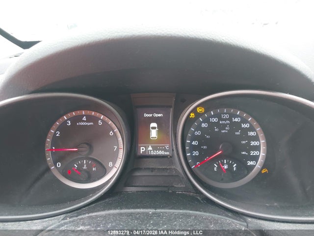 5XYZU3LB6FG268791 Hyundai SANTA FE SPORT