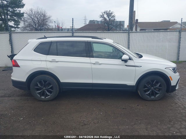 3VVMB7AX6PM081563 Volkswagen TIGUAN SE