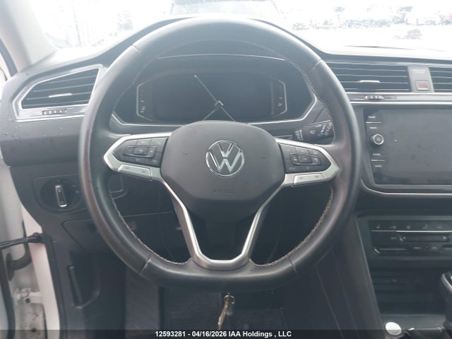 3VVMB7AX6PM081563 Volkswagen TIGUAN SE