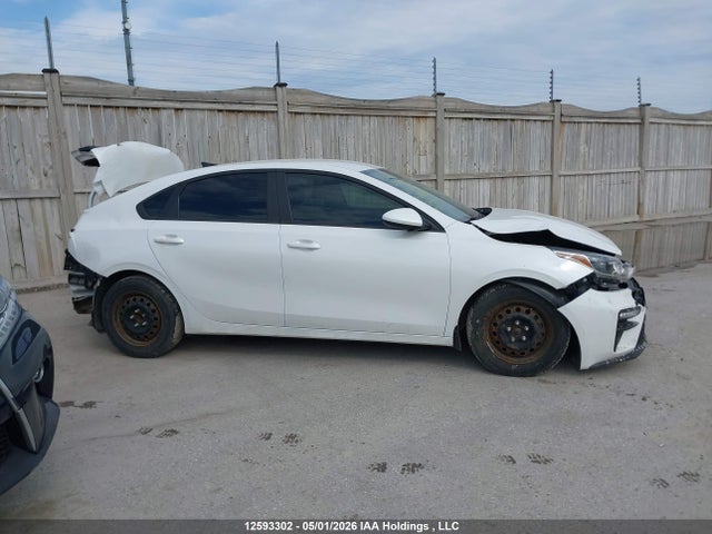 2021 Kia Forte Fe/lxs მანქანა იყიდება აუქციონზე, vin: 3KPF24AD0ME278049, აუქციონის ნომერი: 12593302
