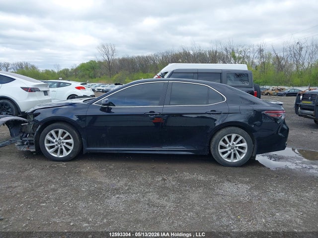 12593304 :رقم المزاد ، 4T1G11BK9MU047098 vin ، 2021 Toyota Camry Se/se Night Shade مزاد بيع