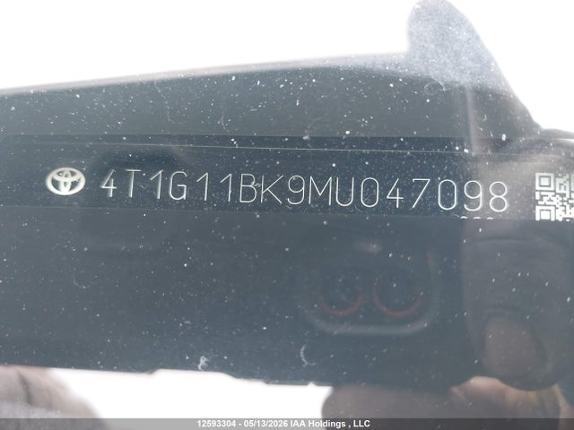 12593304 :رقم المزاد ، 4T1G11BK9MU047098 vin ، 2021 Toyota Camry Se/se Night Shade مزاد بيع