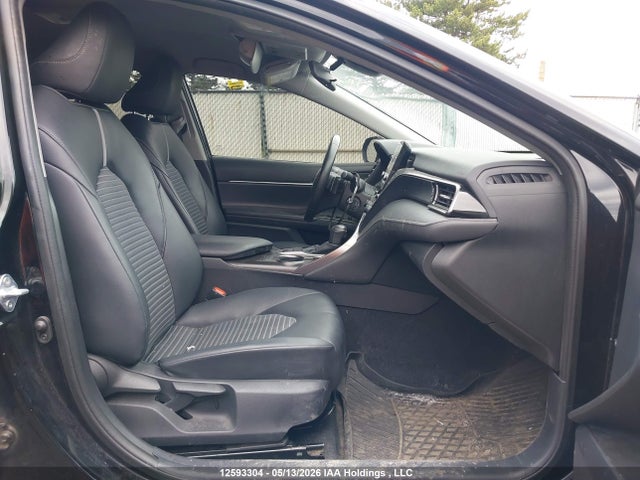 12593304 :رقم المزاد ، 4T1G11BK9MU047098 vin ، 2021 Toyota Camry Se/se Night Shade مزاد بيع