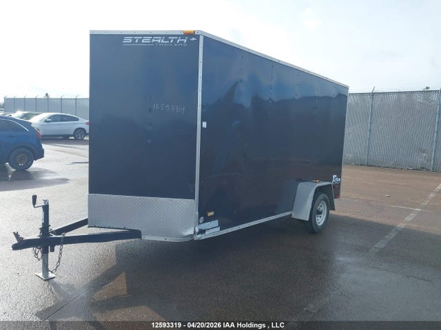 12593319 :رقم المزاد ، 52LBE1216CE009874 vin ، 2012 Stealth Trailer مزاد بيع