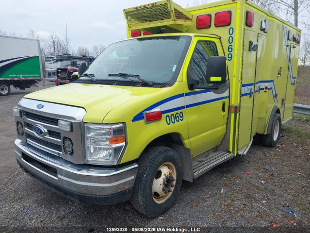 2018 Ford Econoline E350 Super Duty Ctway Van მანქანა იყიდება აუქციონზე, vin: 1FDWE3FS2JDC24737, აუქციონის ნომერი: 12593330