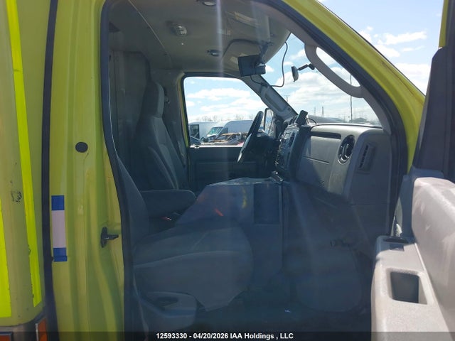 2018 Ford Econoline E350 Super Duty Ctway Van მანქანა იყიდება აუქციონზე, vin: 1FDWE3FS2JDC24737, აუქციონის ნომერი: 12593330