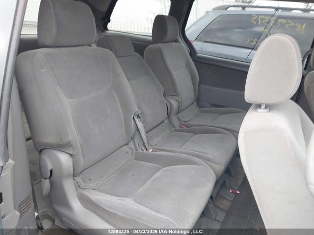 12593335 :رقم المزاد ، 5TDZA23C15S308305 vin ، 2005 Toyota Sienna Ce/le مزاد بيع