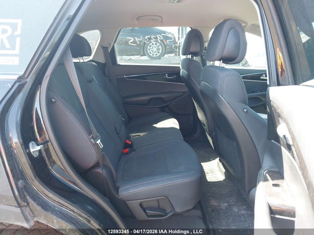 5XYPG4A31GG068080 KIA Sorento 2.4l Lx