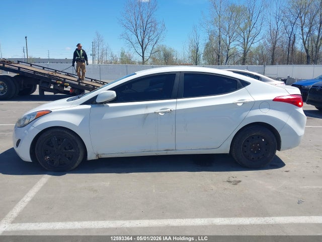 2011 Hyundai Elantra მანქანა იყიდება აუქციონზე, vin: 5NPDH4AEXBH024260, აუქციონის ნომერი: 12593364