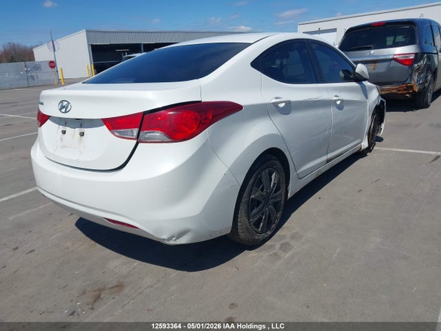 2011 Hyundai Elantra მანქანა იყიდება აუქციონზე, vin: 5NPDH4AEXBH024260, აუქციონის ნომერი: 12593364