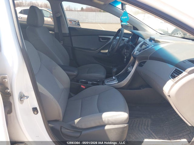 2011 Hyundai Elantra მანქანა იყიდება აუქციონზე, vin: 5NPDH4AEXBH024260, აუქციონის ნომერი: 12593364