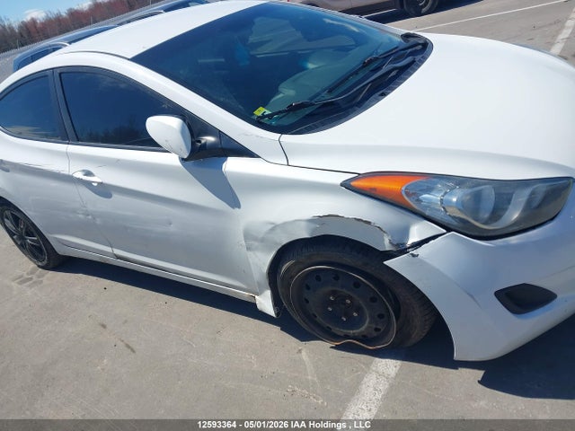 2011 Hyundai Elantra მანქანა იყიდება აუქციონზე, vin: 5NPDH4AEXBH024260, აუქციონის ნომერი: 12593364