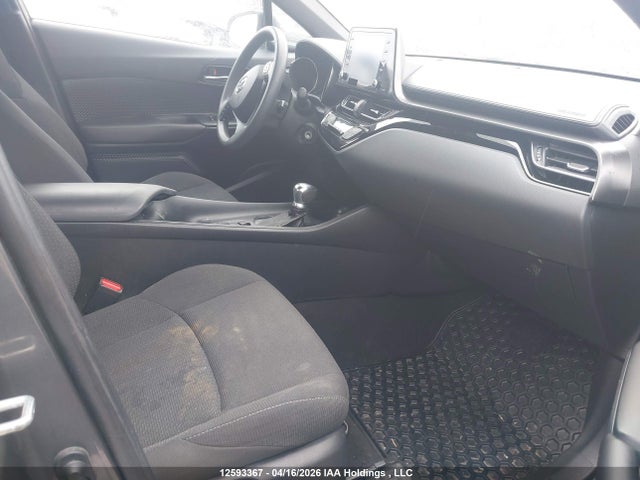 2019 Toyota C-hr მანქანა იყიდება აუქციონზე, vin: NMTKHMBX0KR065951, აუქციონის ნომერი: 12593367
