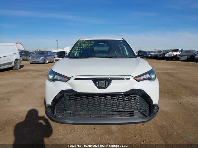 7MUFBABG6SV075036 Toyota Corolla Cross Hybrid Se