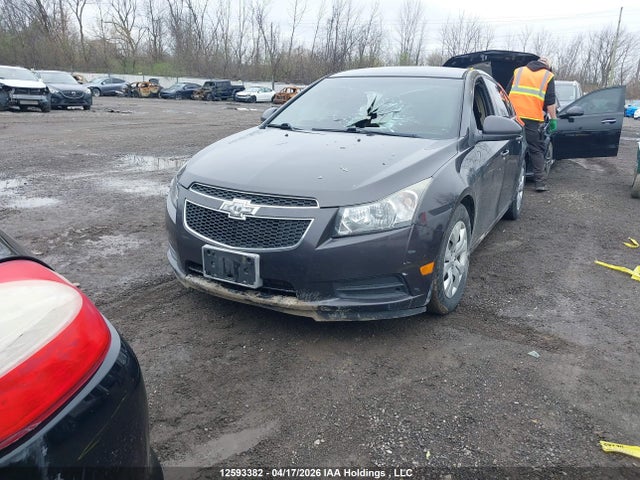 1G1PC5SB9E7318742 Chevrolet CRUZE LT