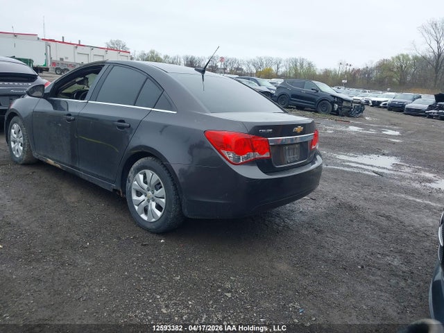 1G1PC5SB9E7318742 Chevrolet CRUZE LT