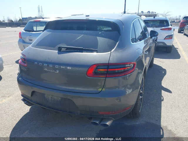 Porsche MACAN S 2015 WP1AB2A50FLB44402 Image 16