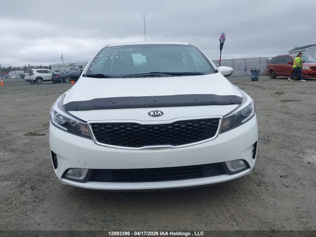 3KPFL4A7XJE212837 KIA Forte Lx/lx+