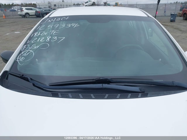 3KPFL4A7XJE212837 KIA Forte Lx/lx+
