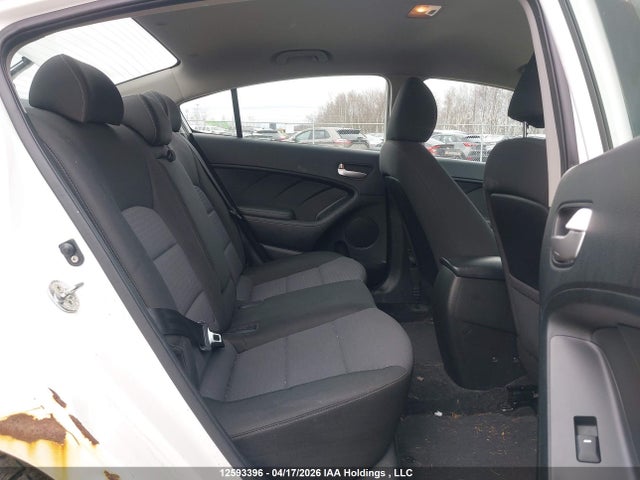 3KPFL4A7XJE212837 KIA Forte Lx/lx+