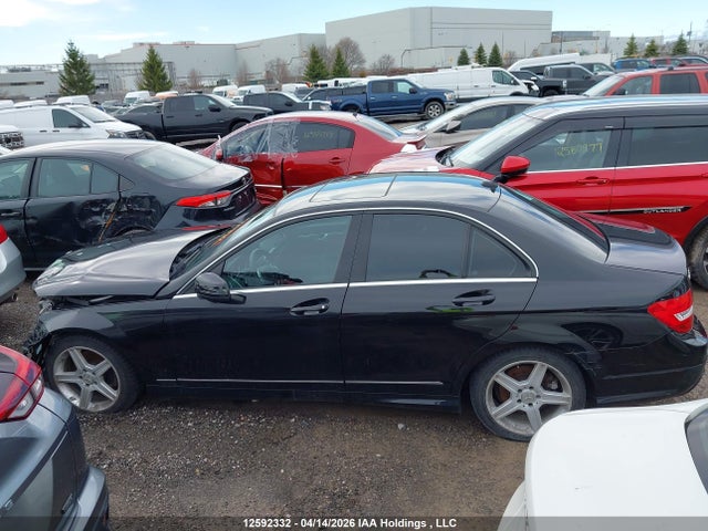 WDDGF8AB6EG189303 Mercedes-Benz C 300 4matic