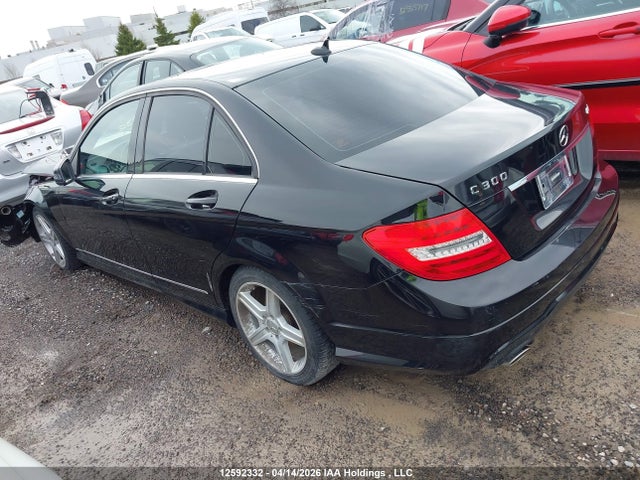 WDDGF8AB6EG189303 Mercedes-Benz C 300 4matic