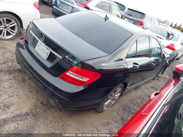 WDDGF8AB6EG189303 Mercedes-Benz C 300 4matic