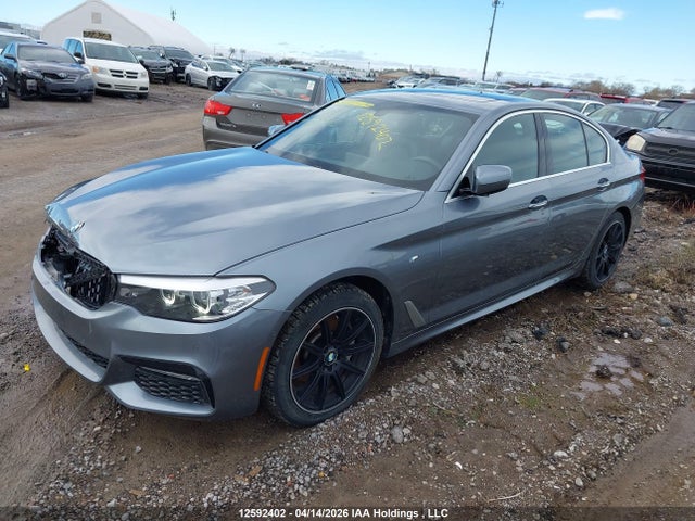 WBAJA7C31HG906223 BMW 530i Xdrive