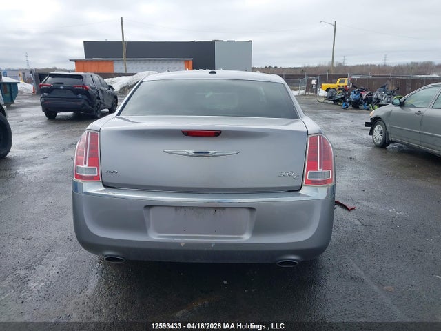 2C3CCAKT6EH315961 Chrysler 300C