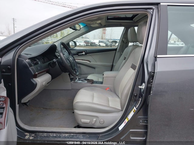 2012 Toyota Camry Xle V6 მანქანა იყიდება აუქციონზე, vin: 4T1BK1FK0CU516840, აუქციონის ნომერი: 12591949