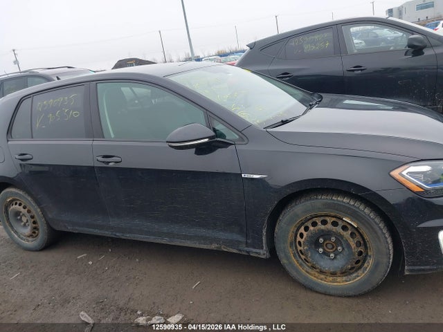 12590935 :رقم المزاد ، WVWPR7AU2JW907510 vin ، 2018 Volkswagen E-golf Comfortline مزاد بيع