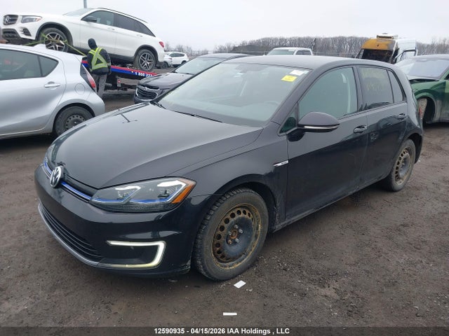 12590935 :رقم المزاد ، WVWPR7AU2JW907510 vin ، 2018 Volkswagen E-golf Comfortline مزاد بيع