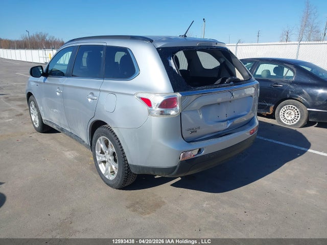 JA4JZ4AX5EZ600779 Mitsubishi Outlander