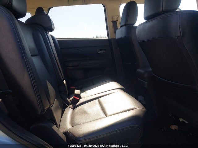 JA4JZ4AX5EZ600779 Mitsubishi Outlander