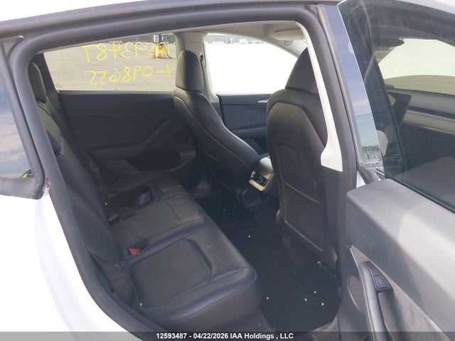 12593487 :رقم المزاد ، 7SAYGDED5RF098655 vin ، 2024 Tesla Model Y Long Range/rwd مزاد بيع