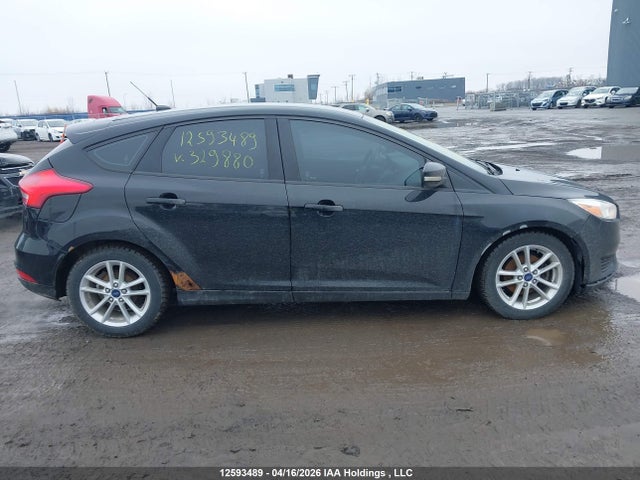 1FADP3K24HL329880 Ford FOCUS SE