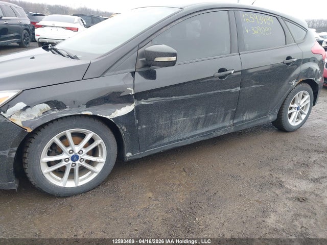 1FADP3K24HL329880 Ford FOCUS SE