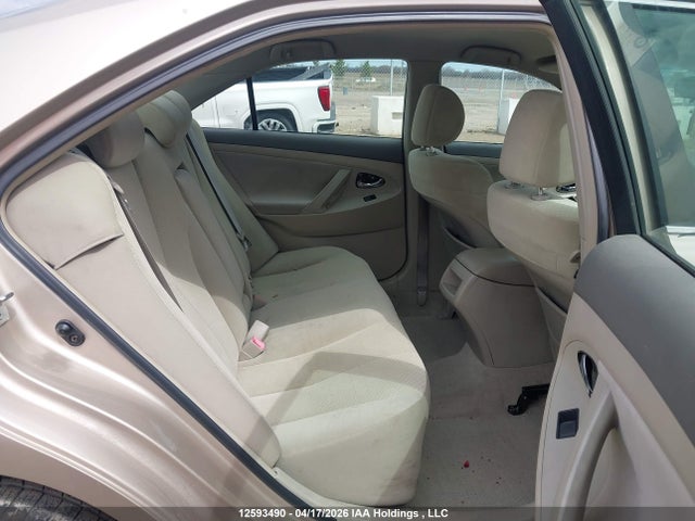 2007 Toyota Camry Le/se მანქანა იყიდება აუქციონზე, vin: 4T1BE46K87U017864, აუქციონის ნომერი: 12593490